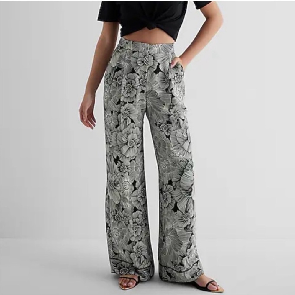Express Monochrome Floral Wide Leg Pants